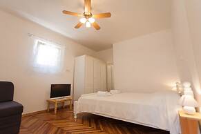 Split Apartments with Hotel Service