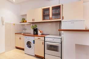 Split Apartments with Hotel Service