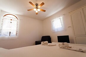 Split Apartments with Hotel Service