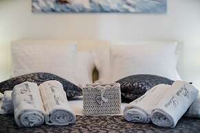 Split Apartments with Hotel Service