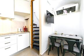 Split Apartments with Hotel Service