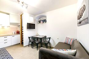 Split Apartments with Hotel Service