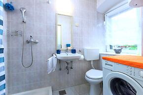 Split Apartments with Hotel Service