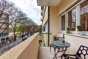 Split Apartments with Hotel Service