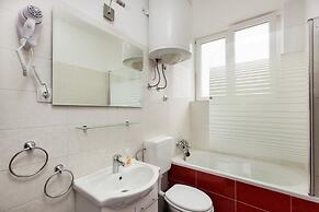 Split Apartments with Hotel Service