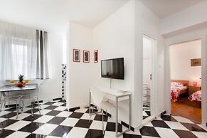 Split Apartments with Hotel Service