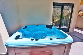 Split Luxury Collection