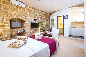 Gaius Aurelius Valerius