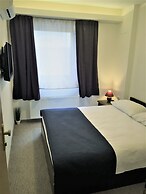 London Rooms Zagreb Airport
