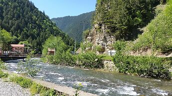 Uzungol Bungalow House