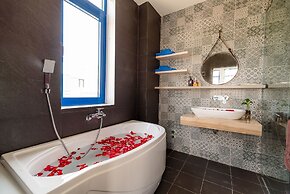 Chez Mimosa Hoi An Blue Villa