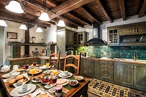 Lemuria Manor, Wine Dark Sea Villas