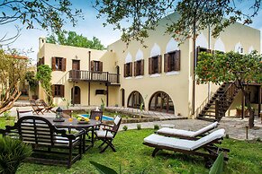 Lemuria Manor, Wine Dark Sea Villas