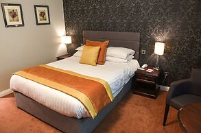 The Villa Wrea Green