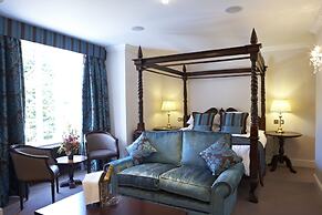 The Villa Wrea Green