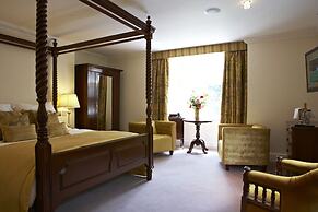 The Villa Wrea Green