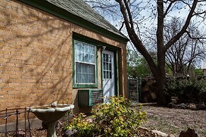 The Blue Room - Charming Studio, Great Location!  by RedAwning