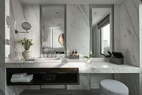 Mai House Saigon Hotel