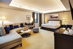 Mai House Saigon Hotel