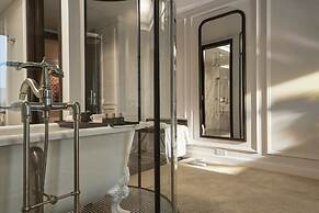 Mai House Saigon Hotel