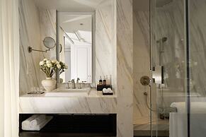 Mai House Saigon Hotel