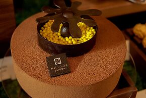 Mai House Saigon Hotel