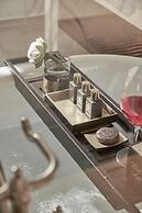 Mai House Saigon Hotel