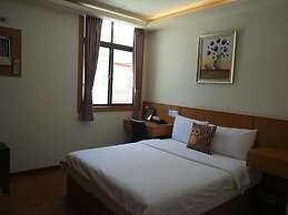 Oriental Hotel