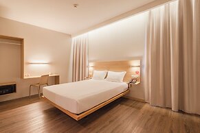 Moov Hotel Porto Centro