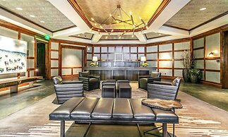 Ritz Carlton Vail #212 2 Bedroom Condo by RedAwning