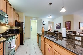 Villa Manuel Lakeview  3 Bedroom Condo by RedAwning