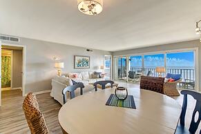 Beach Cottage Look Condo, Ocean View from Spacious Balcony by RedAwnin
