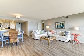 Beach Cottage Look Condo, Ocean View from Spacious Balcony by RedAwnin