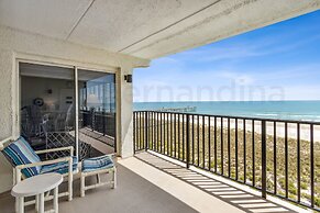Beach Cottage Look Condo, Ocean View from Spacious Balcony by RedAwnin
