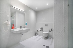 Moov Hotel Évora