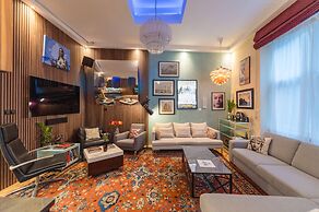 Venus Apartments - The Actor´s Den