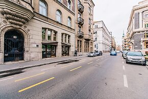 Venus Apartments - The Actor´s Den