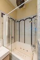 Venus Apartments - The Actor´s Den