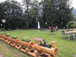 Le Chalet - Hotel Restaurant