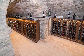 Borgo Pilotti Hotel & Restaurant