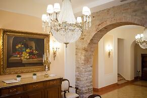 Borgo Pilotti Hotel & Restaurant