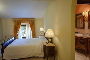 Borgo Pilotti Hotel & Restaurant