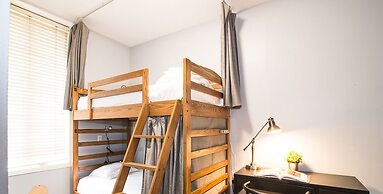 The Clarence Park - Hostel