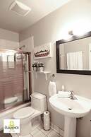 The Clarence Park - Hostel