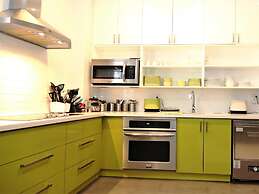 The Clarence Park - Hostel