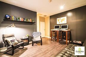 The Clarence Park - Hostel