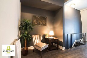 The Clarence Park - Hostel