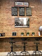 The Clarence Park - Hostel