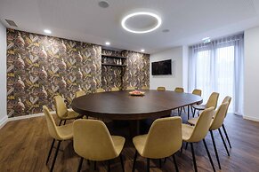 SDivine Fátima Hotel