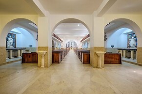 SDivine Fátima Hotel